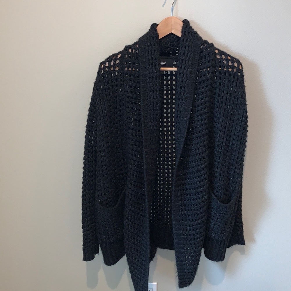 LINE THE LABEL-- CHUNKY CARDIGAN WITH POCKETS GRAY XS